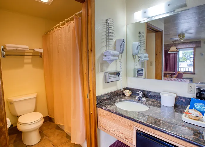 Hotel Kiva 2*