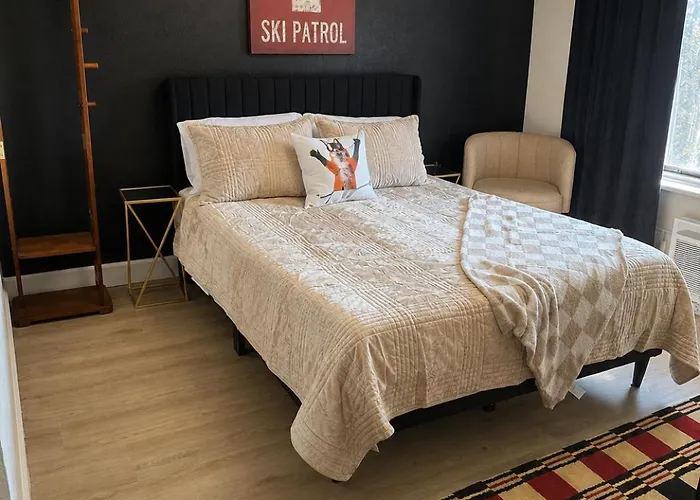 Kiva Hotel