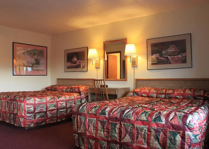 Kiva Hotel 2*