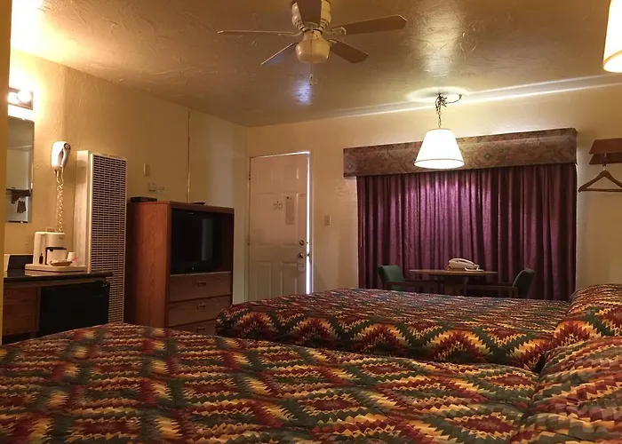 Hotel Kiva Show Low